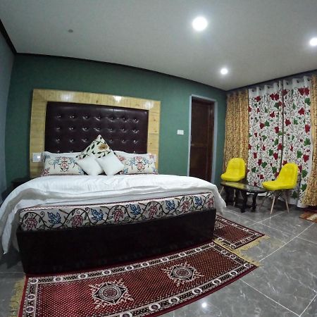Hotel Seven Pahalgam Exterior photo